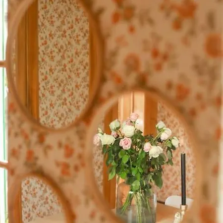 Charming Vinyard House - Geneva Ferienhaus